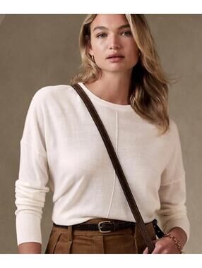 Banana Republic Cream 100% Merino Wool Sweater Size Medium